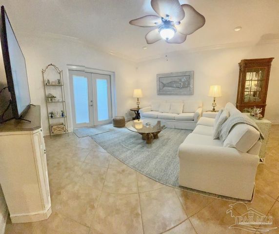 6050 Valhalla Ave, Pensacola, FL 32507