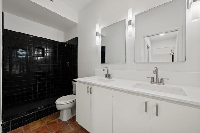 409 E 38th ST 101, Austin, TX 78705