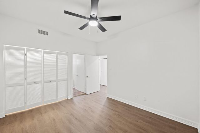 409 E 38th ST 101, Austin, TX 78705