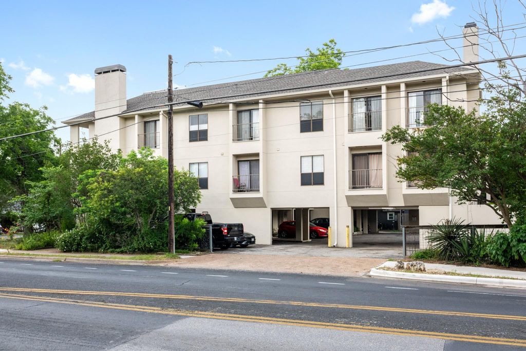 409 E 38th ST 101, Austin, TX 78705