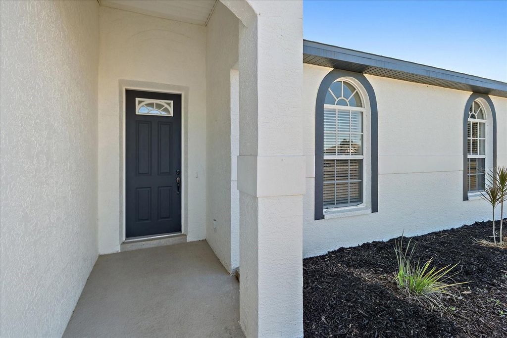 Image 3 of property listing at 26410 80TH DRIVE E, Myakka City, FL 34251