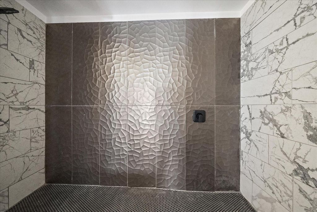 Image 23 of property listing at 26410 80TH DRIVE E, Myakka City, FL 34251