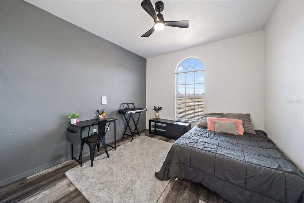 Image 25 of property listing at 26410 80TH DRIVE E, Myakka City, FL 34251