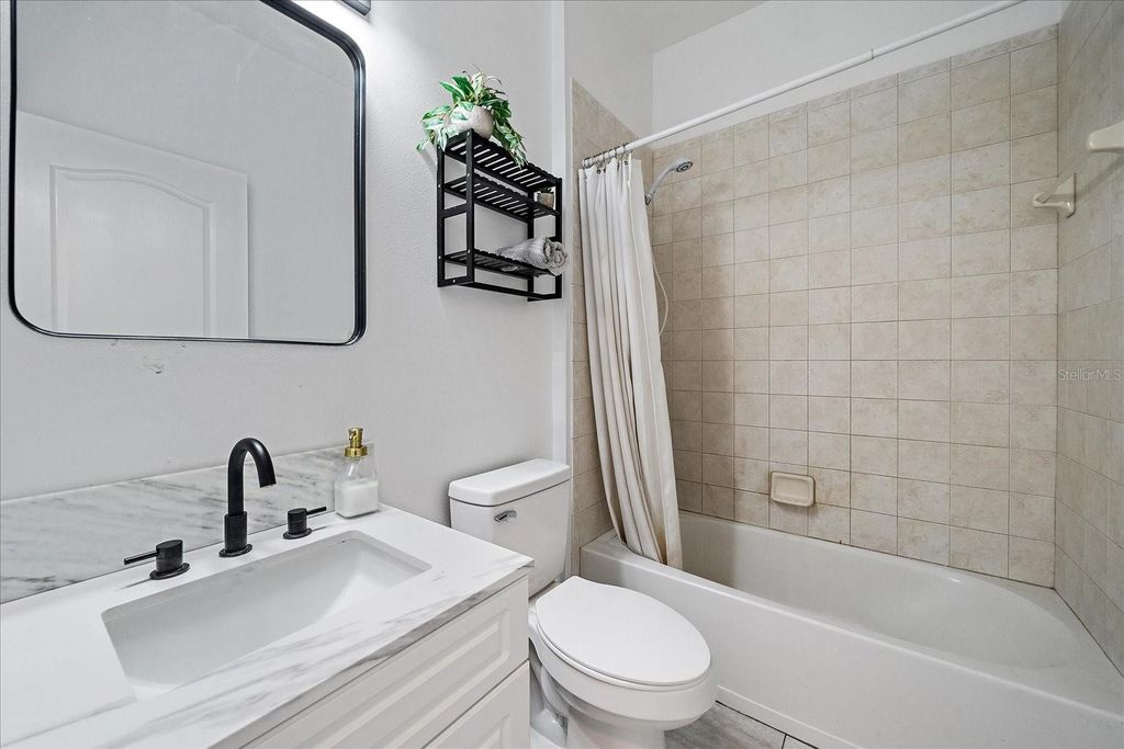 Image 27 of property listing at 26410 80TH DRIVE E, Myakka City, FL 34251