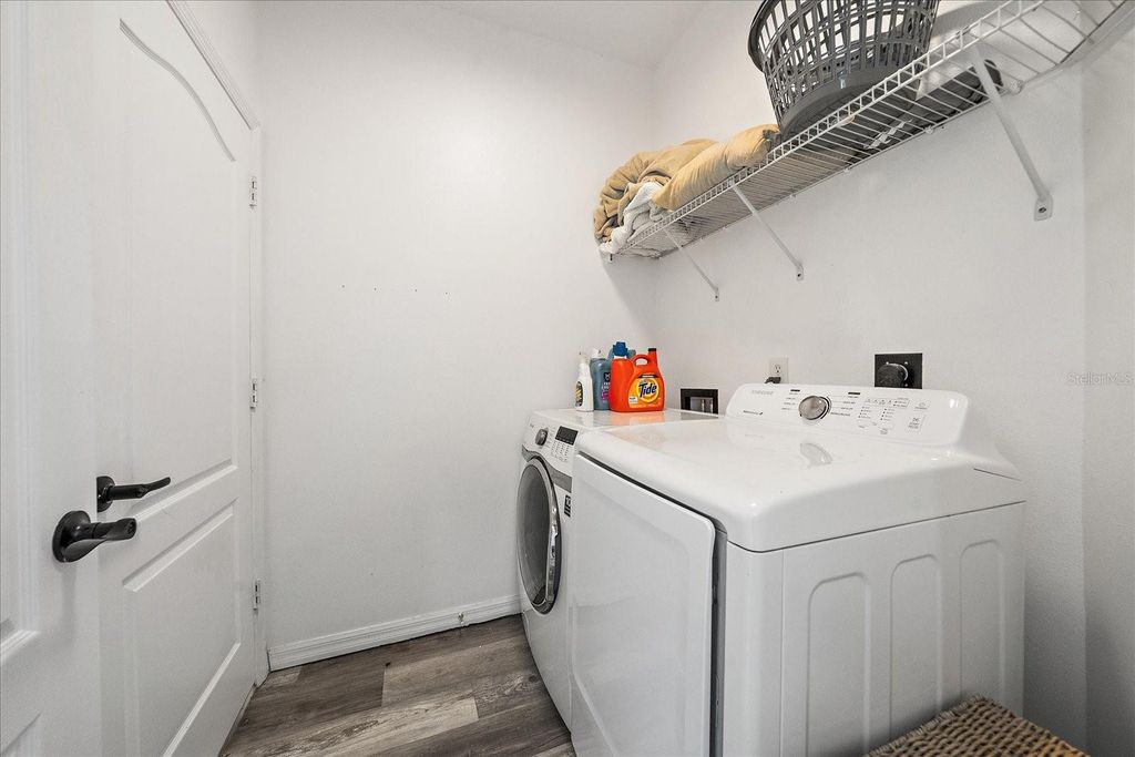 Image 30 of property listing at 26410 80TH DRIVE E, Myakka City, FL 34251