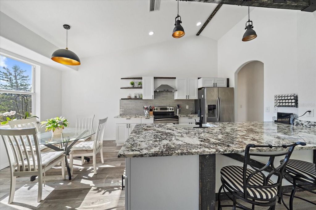 Image 8 of property listing at 26410 80TH DRIVE E, Myakka City, FL 34251