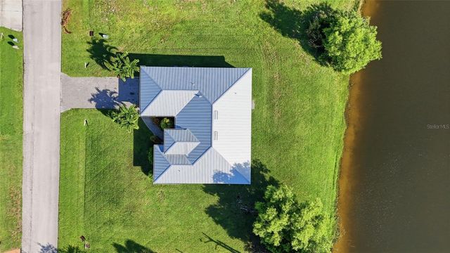 4507 LAKE HEATHER CIRCLE, St James City, FL 33956