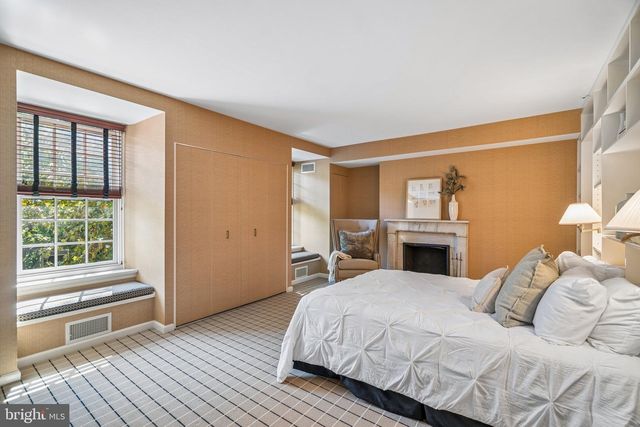 1811 DELANCEY PL, Philadelphia, PA 19103