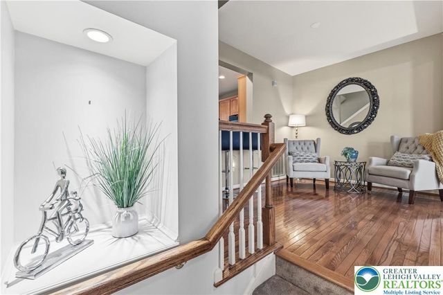 1632 Oakridge Lane, Hellertown Boro, PA 18055