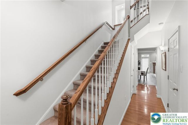 1632 Oakridge Lane, Hellertown Boro, PA 18055