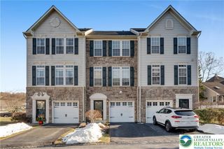 1632 Oakridge Lane, Hellertown Boro, PA 18055