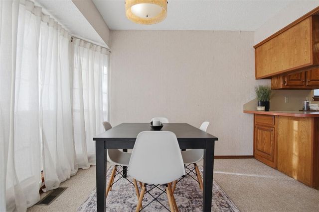 1101 David Road, Moore, OK 73160