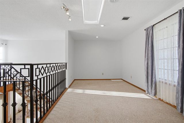 1101 David Road, Moore, OK 73160