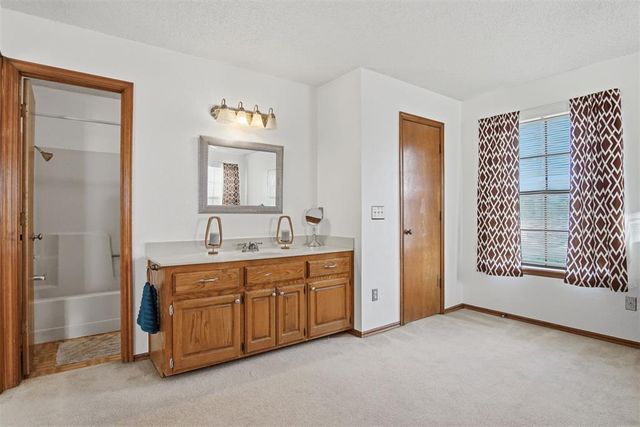 1101 David Road, Moore, OK 73160