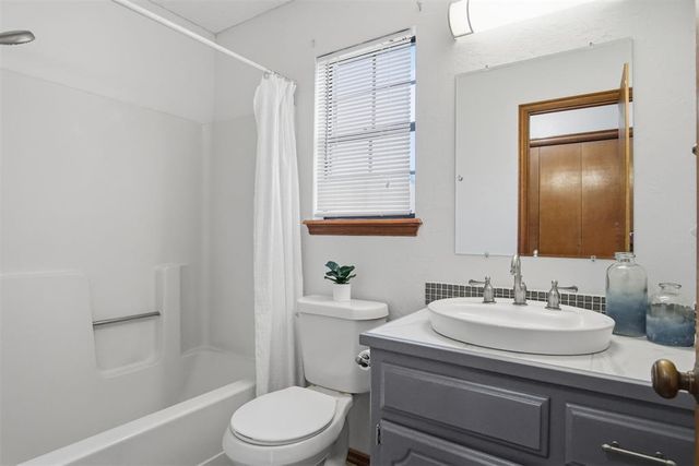 1101 David Road, Moore, OK 73160