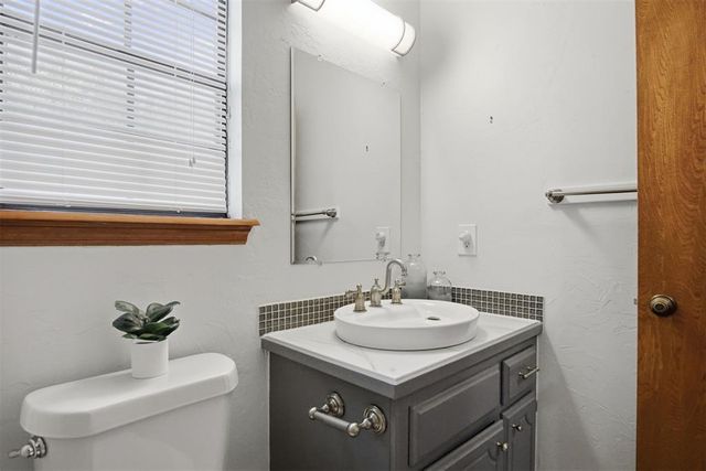 1101 David Road, Moore, OK 73160