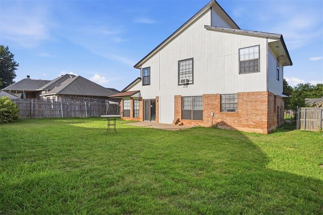 1101 David Road, Moore, OK 73160