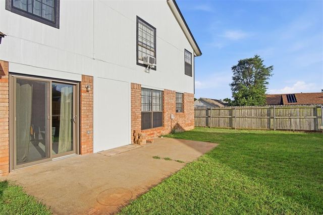 1101 David Road, Moore, OK 73160