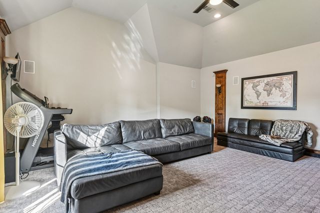 2204 Wembley Wood Lane, Bedford, TX 76022