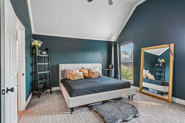 2204 Wembley Wood Lane, Bedford, TX 76022