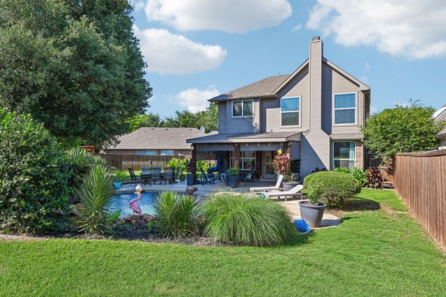 2204 Wembley Wood Lane, Bedford, TX 76022