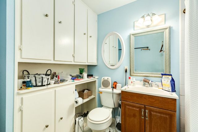 5301 Avenue R 1/2, Galveston, TX 77551