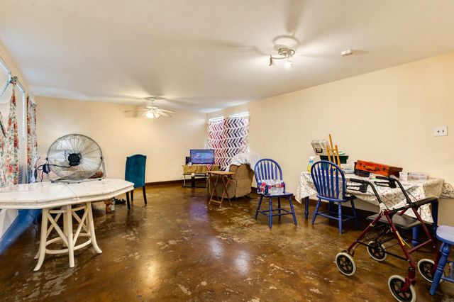 5301 Avenue R 1/2, Galveston, TX 77551