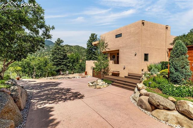 531 CRYSTAL HILLS Boulevard, Manitou Springs, CO 80829