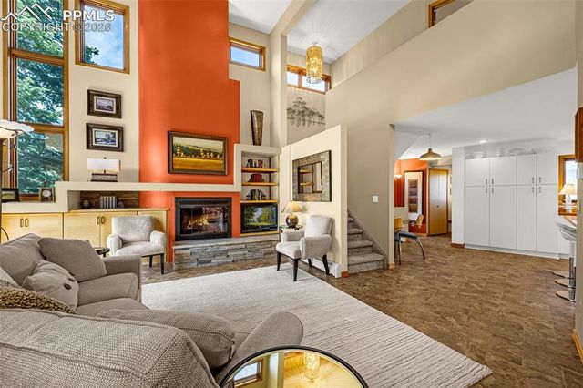 531 CRYSTAL HILLS Boulevard, Manitou Springs, CO 80829