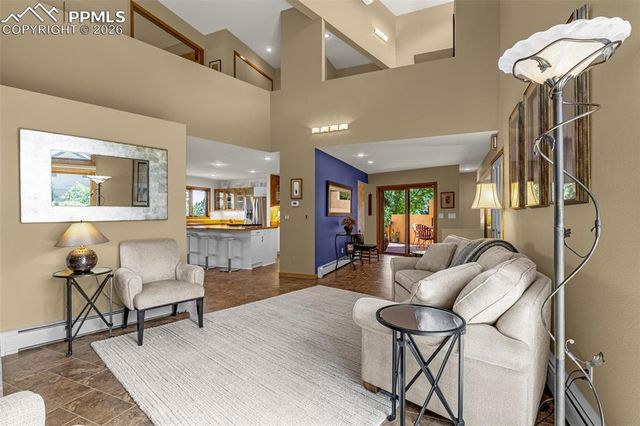 531 CRYSTAL HILLS Boulevard, Manitou Springs, CO 80829