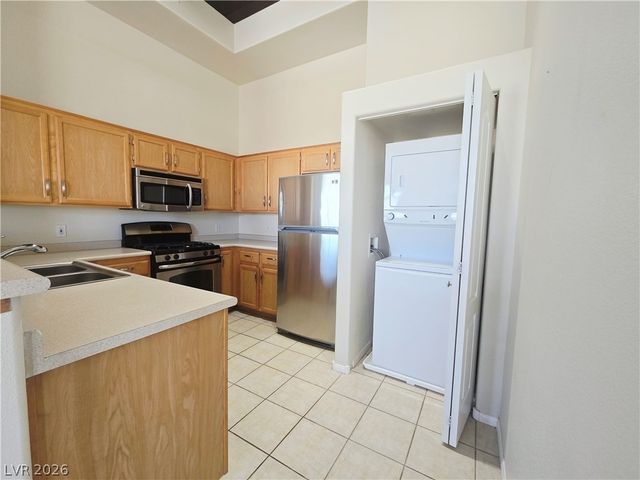 700 West Carnegie Street 222, Henderson, NV 89052