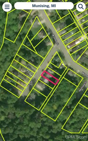 309 Fir Street, Munising, MI 49862