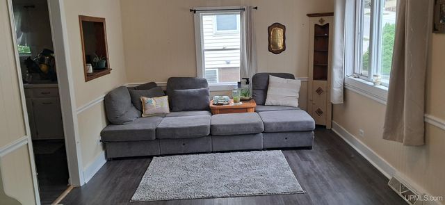 309 Fir Street, Munising, MI 49862