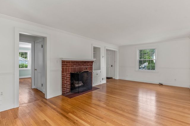8 Stevens Terrace, Randolph, MA 02368