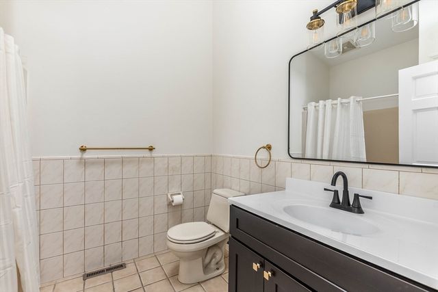 8 Stevens Terrace, Randolph, MA 02368