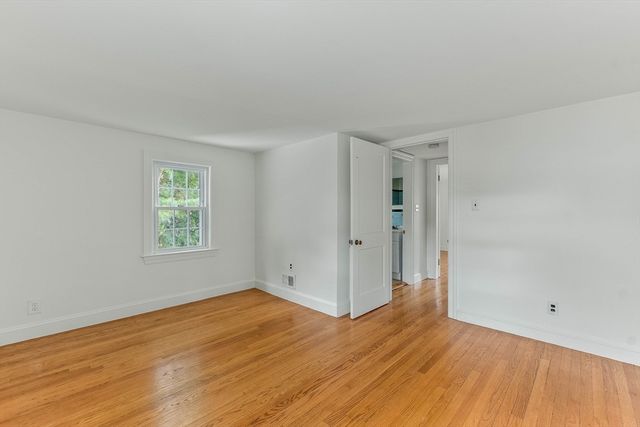 8 Stevens Terrace, Randolph, MA 02368