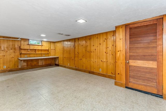 8 Stevens Terrace, Randolph, MA 02368