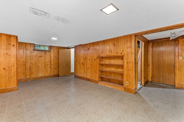 8 Stevens Terrace, Randolph, MA 02368