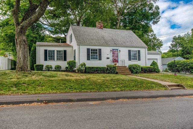 8 Stevens Terrace, Randolph, MA 02368