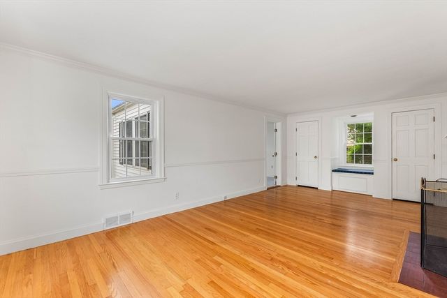 8 Stevens Terrace, Randolph, MA 02368