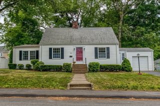 8 Stevens Terrace, Randolph, MA 02368