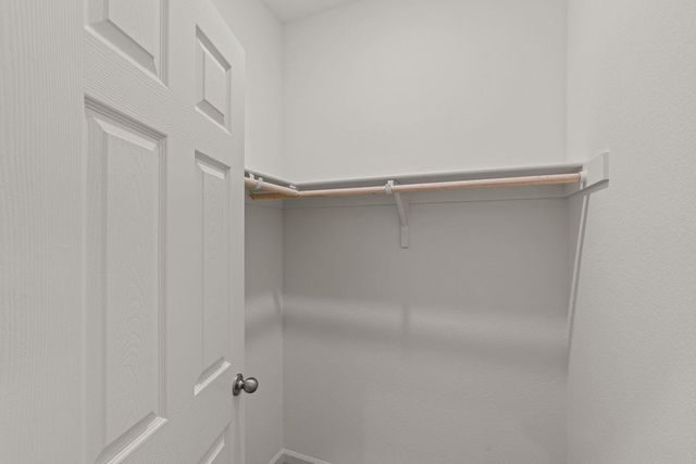 10422 Twitty Rd, Stockton, CA 95212