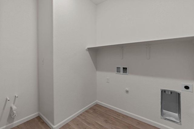 10422 Twitty Rd, Stockton, CA 95212