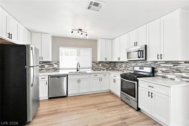 4005 Ridgewood Avenue, Las Vegas, NV 89120