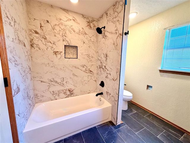 13440 Hedy Avenue, Newalla, OK 74857