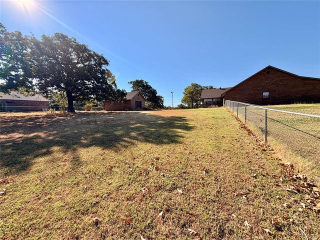 13440 Hedy Avenue, Newalla, OK 74857