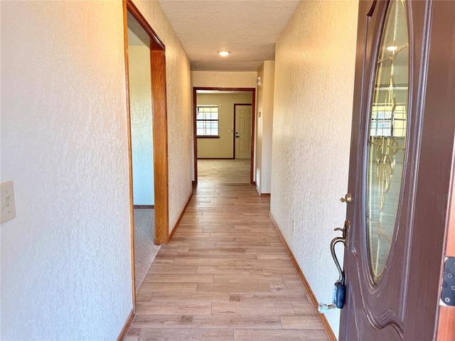 13440 Hedy Avenue, Newalla, OK 74857