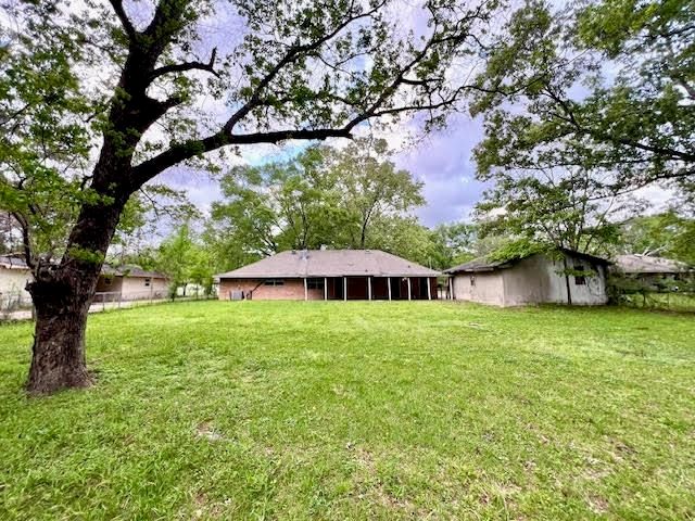 12646 Canterbury Dr, Baton Rouge, LA 70814