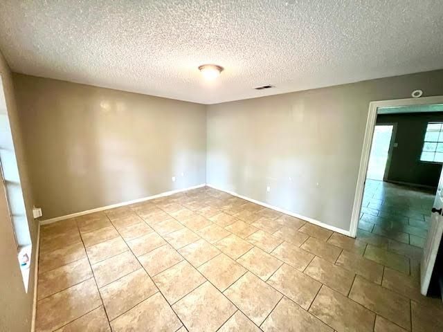 12646 Canterbury Dr, Baton Rouge, LA 70814