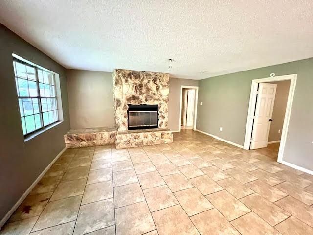 12646 Canterbury Dr, Baton Rouge, LA 70814